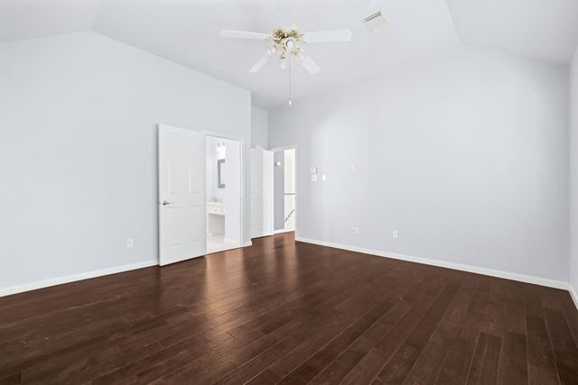 8105 Longdraw DR, Round Rock, TX 78681