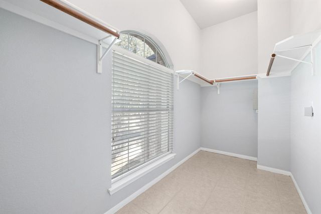 8105 Longdraw DR, Round Rock, TX 78681