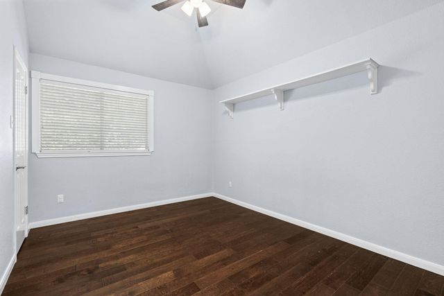 8105 Longdraw DR, Round Rock, TX 78681