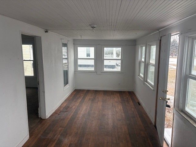 211 2nd Street, Murray, IA 50174