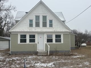 211 2nd Street, Murray, IA 50174