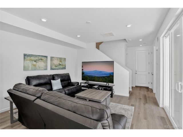 22811 E Stanford Ln A, Aurora, CO 80015