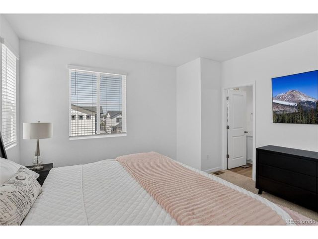 22811 E Stanford Ln A, Aurora, CO 80015