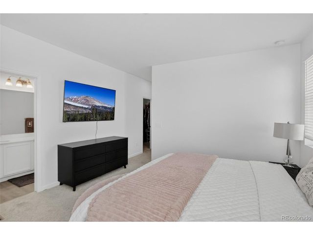 22811 E Stanford Ln A, Aurora, CO 80015