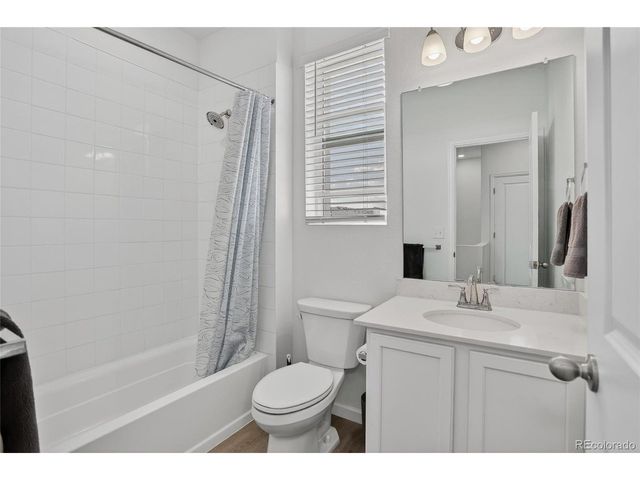 22811 E Stanford Ln A, Aurora, CO 80015