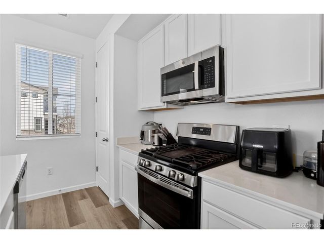 22811 E Stanford Ln A, Aurora, CO 80015