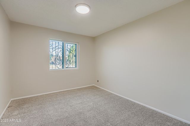 3741 W DAVIDSON Lane, Phoenix, AZ 85051