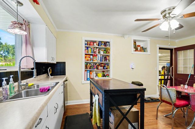52579 Shellbark Avenue, South Bend, IN 46628