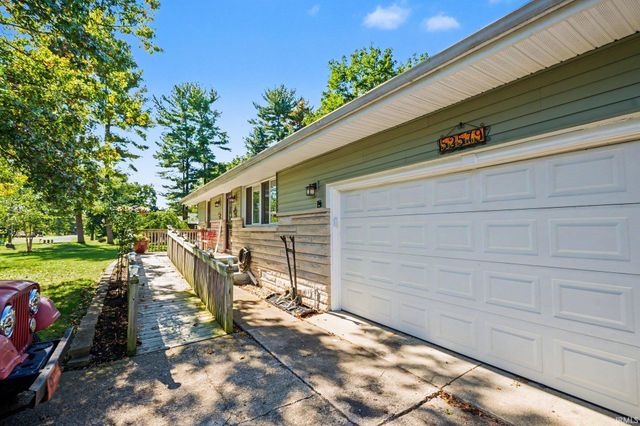 52579 Shellbark Avenue, South Bend, IN 46628
