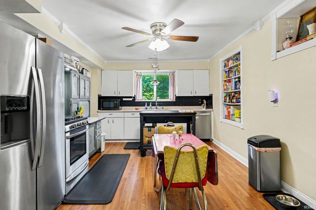 52579 Shellbark Avenue, South Bend, IN 46628
