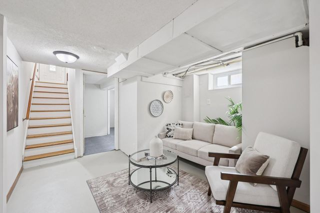 3918 Washburn Avenue N, Minneapolis, MN 55412