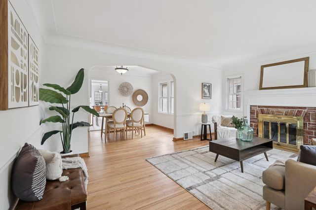 3918 Washburn Avenue N, Minneapolis, MN 55412