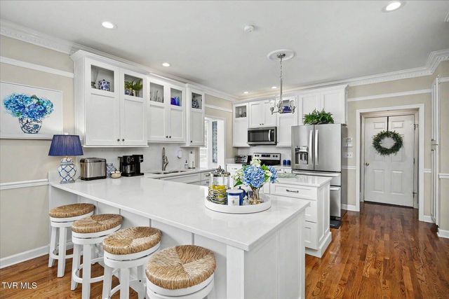 120 Peppertree Drive, Kingsport, TN 37664