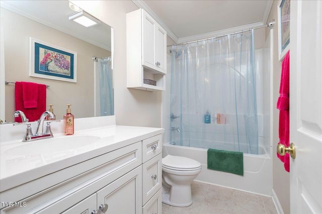 120 Peppertree Drive, Kingsport, TN 37664
