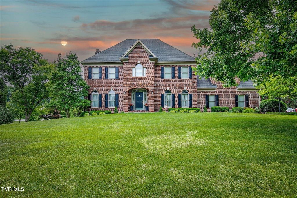 120 Peppertree Drive, Kingsport, TN 37664