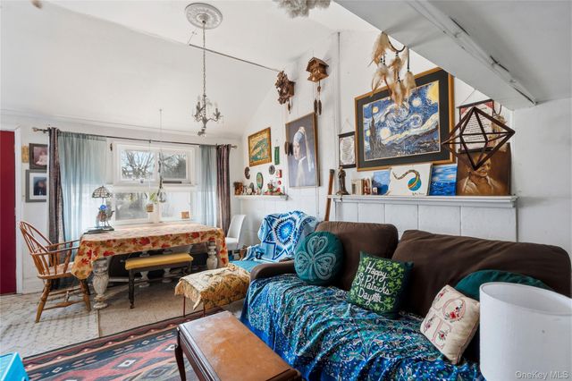 57 Sutton Court, West Islip, NY 11795