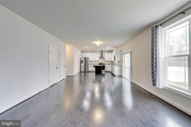 8079 ARMIGER DR, Pasadena, MD 21122