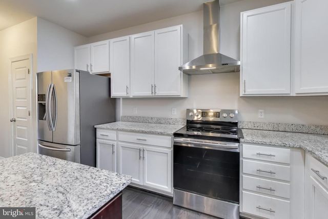 8079 ARMIGER DR, Pasadena, MD 21122