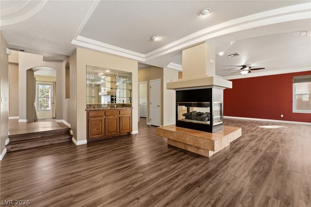 8404 Bay Crest Drive, Las Vegas, NV 89128