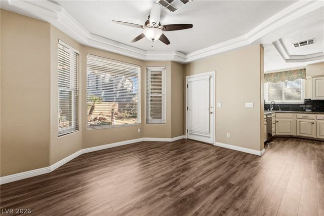 8404 Bay Crest Drive, Las Vegas, NV 89128