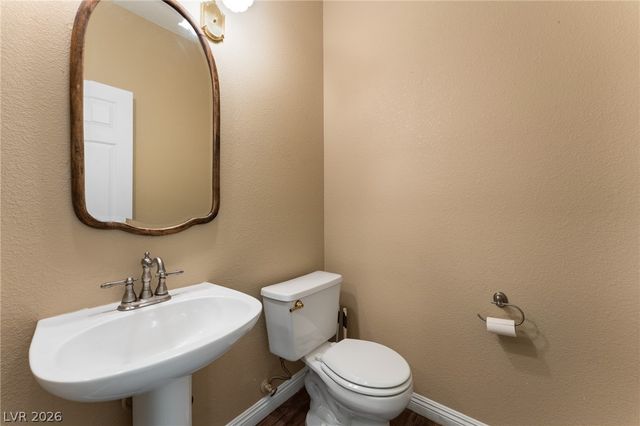 8404 Bay Crest Drive, Las Vegas, NV 89128