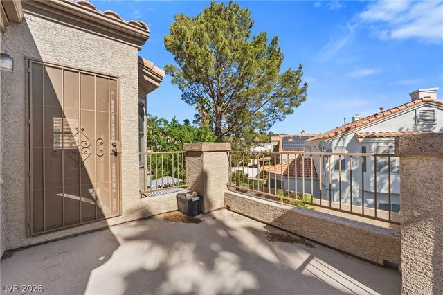 8404 Bay Crest Drive, Las Vegas, NV 89128