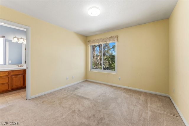 8404 Bay Crest Drive, Las Vegas, NV 89128