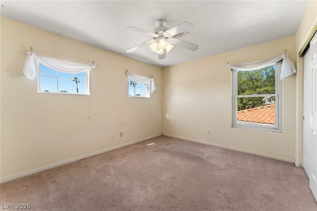 8404 Bay Crest Drive, Las Vegas, NV 89128