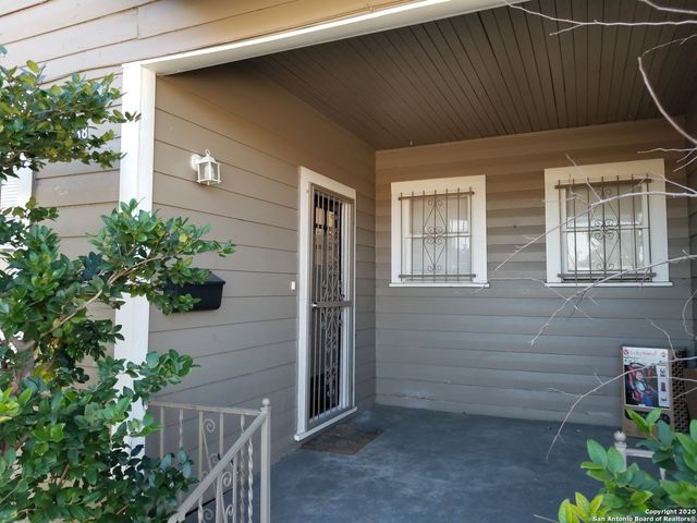 2238 Interstate 35, San Antonio, TX 78208