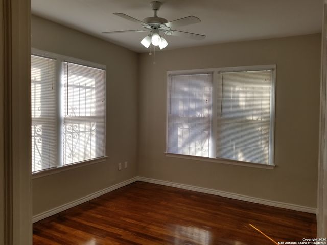 2238 Interstate 35, San Antonio, TX 78208