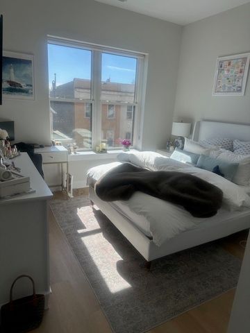 3204 N Clifton Avenue 309, Chicago, IL 60657