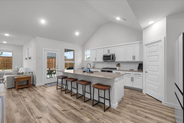14812 Picante Street, Fort Worth, TX 76052