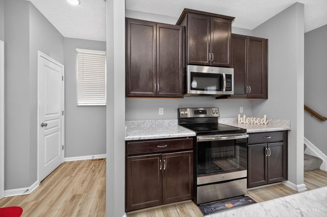 11615 Maxey Lane, Springdale, OH 45246