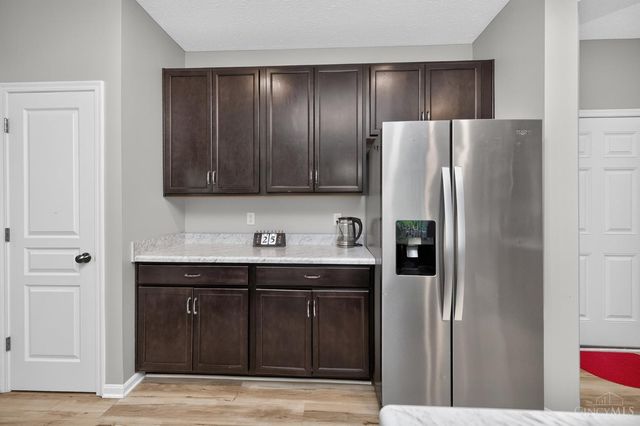 11615 Maxey Lane, Springdale, OH 45246