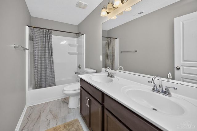 11615 Maxey Lane, Springdale, OH 45246