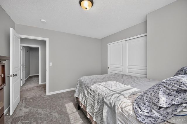 11615 Maxey Lane, Springdale, OH 45246