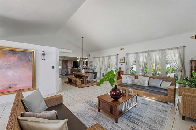 33 CAMINO LAS TORTOLAS, Dorado, PR 00646