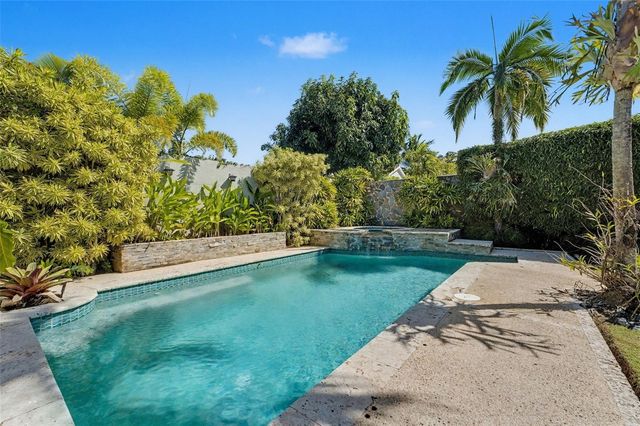 33 CAMINO LAS TORTOLAS, Dorado, PR 00646