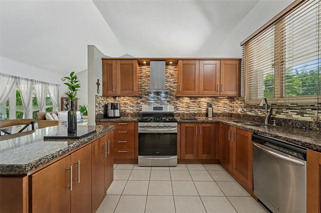 33 CAMINO LAS TORTOLAS, Dorado, PR 00646