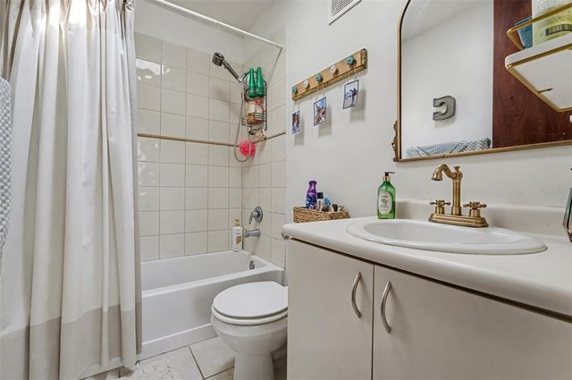 33 CAMINO LAS TORTOLAS, Dorado, PR 00646