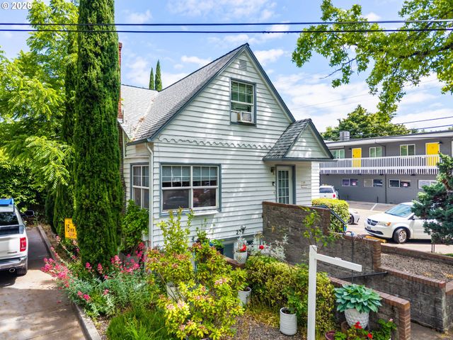 239 E 14TH Ave, Eugene, OR 97401