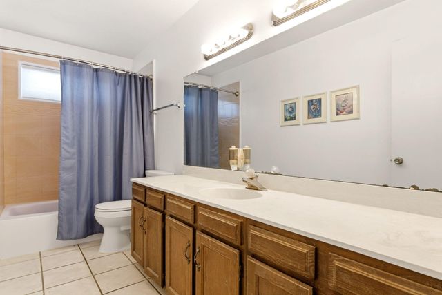 6708 Christy Avenue NE, Albuquerque, NM 87109