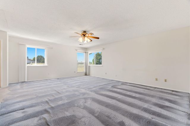 6708 Christy Avenue NE, Albuquerque, NM 87109