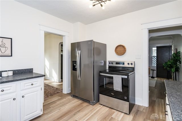 431 Triangle Avenue, Oakwood, OH 45419