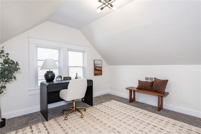 431 Triangle Avenue, Oakwood, OH 45419