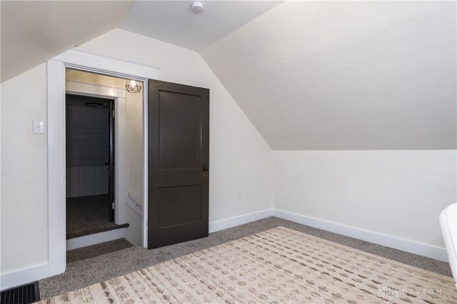 431 Triangle Avenue, Oakwood, OH 45419