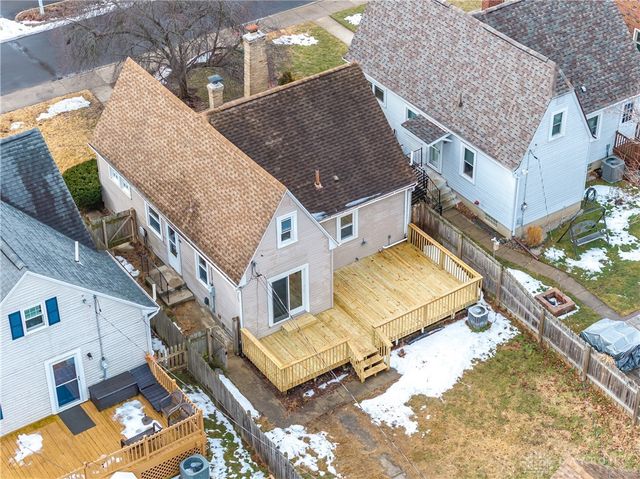 431 Triangle Avenue, Oakwood, OH 45419