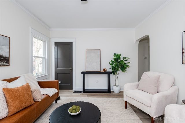 431 Triangle Avenue, Oakwood, OH 45419