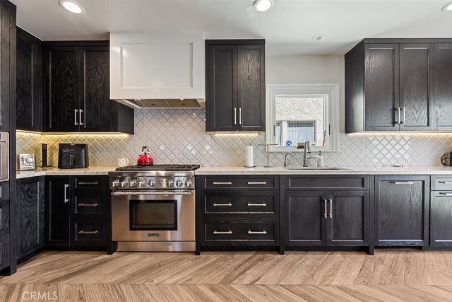 170 Saint Joseph, Long Beach, CA 90803