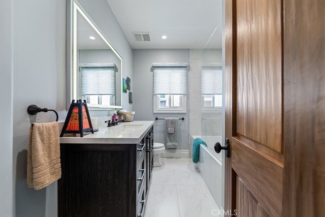 170 Saint Joseph, Long Beach, CA 90803